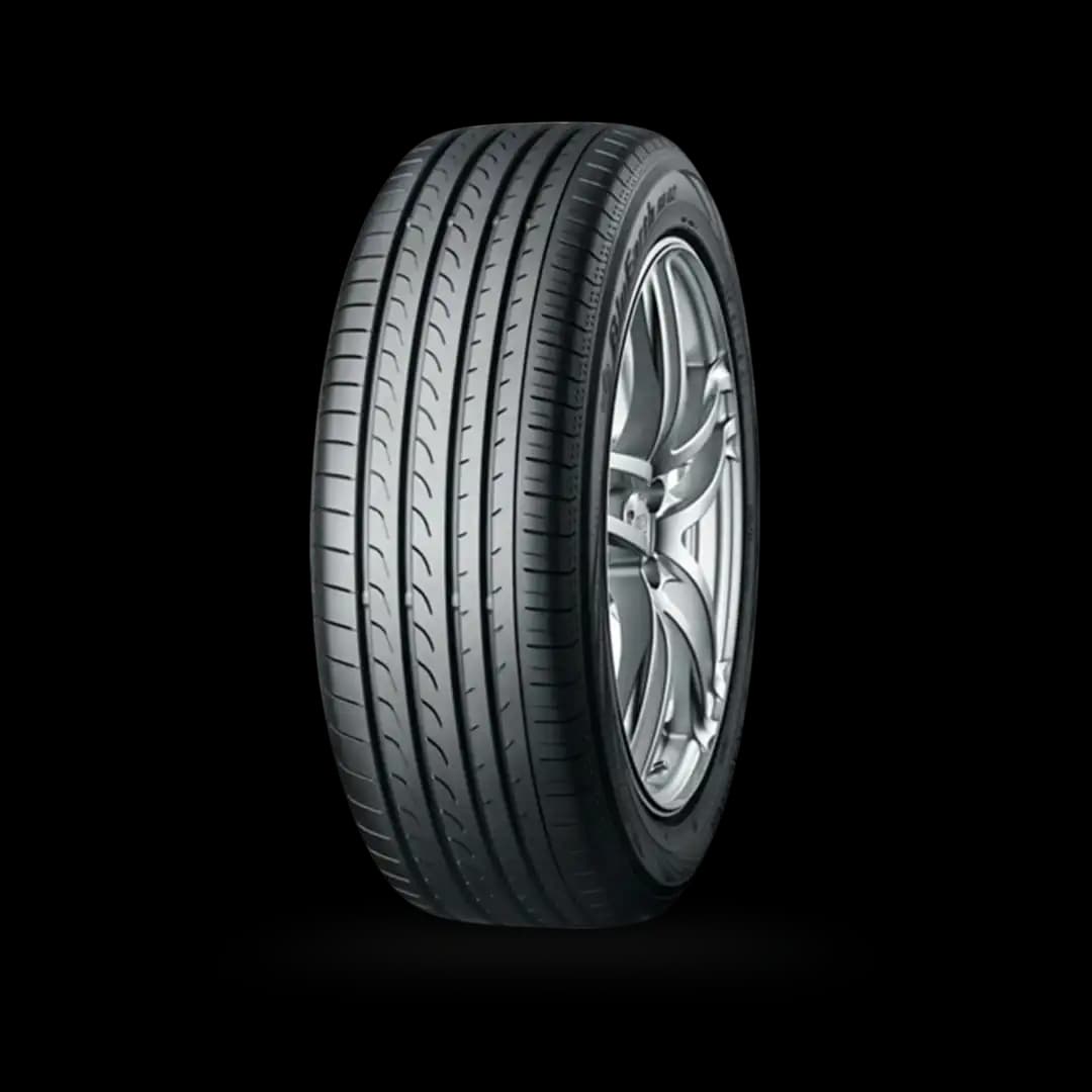 YOKOHAMA 225/55 R18 98V RV02