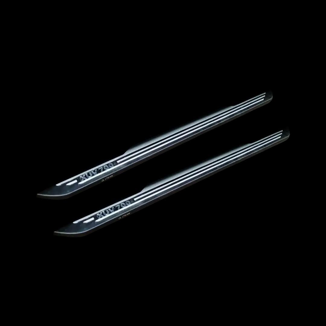 C Track Side Step / Foot Rest OE Design for Mahindra XUV700